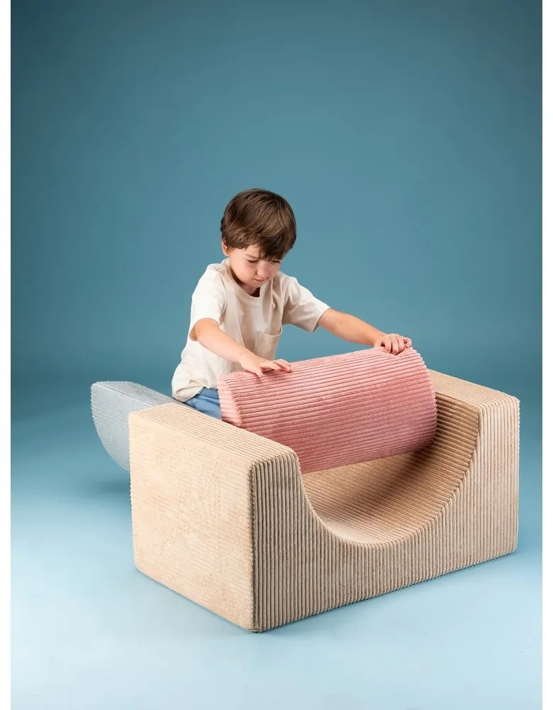 Светлокафяво велурено игрище от пяна 75x49x37 cm Rainbow Montessori – Wigiwama