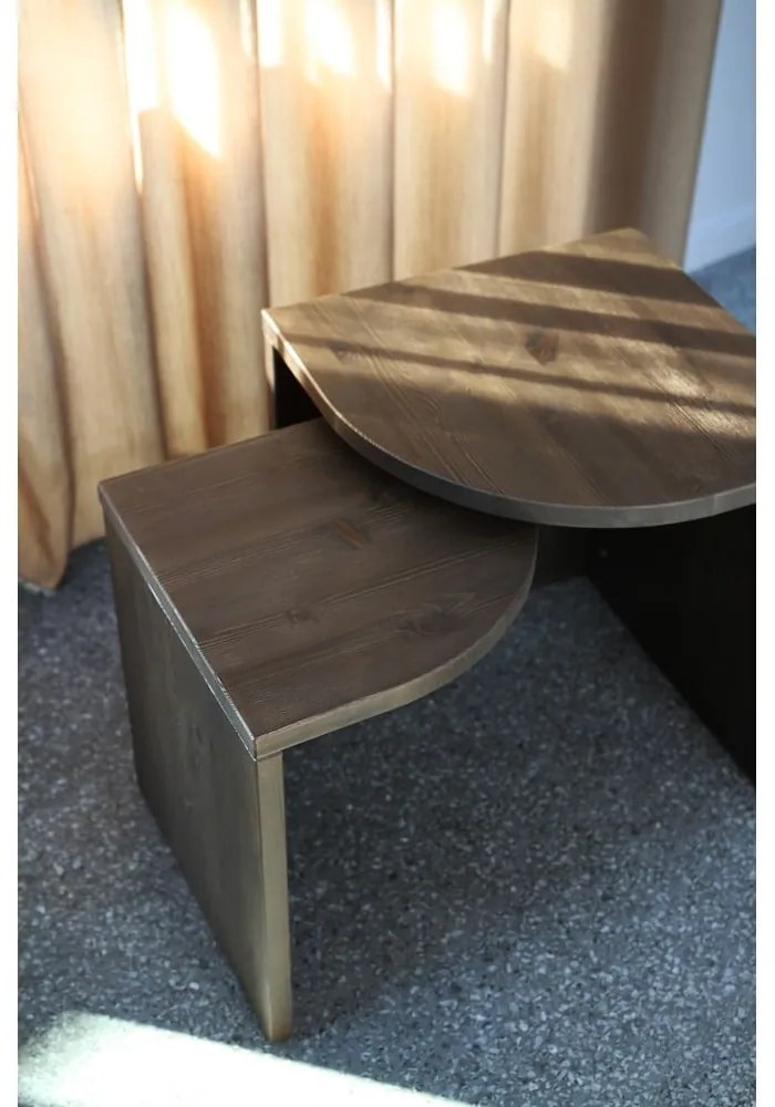 Тъмнокафяви масички за кафе в комплект 2 бр. от масивен бор Combine – Karup Design