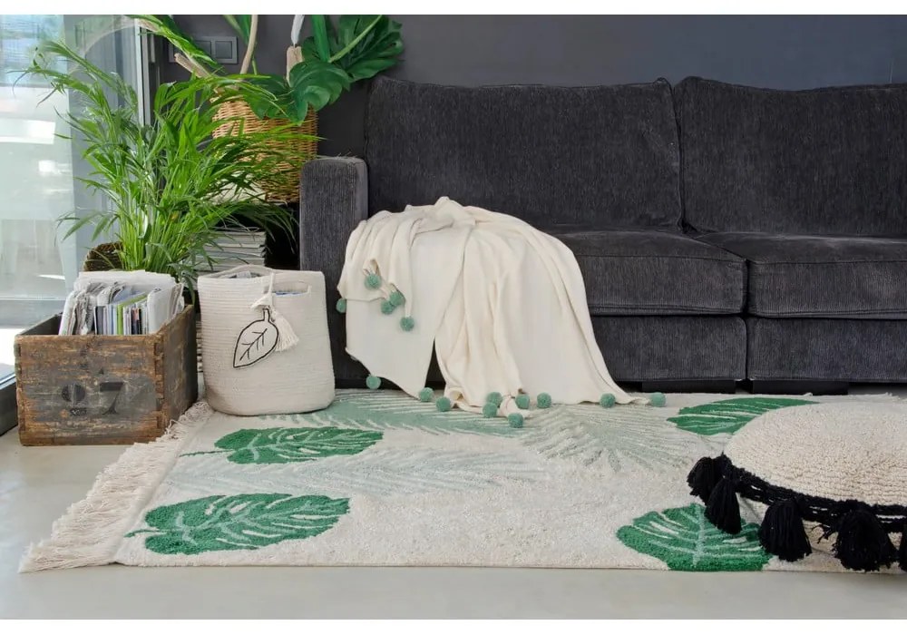 Зелен и кремав ръчно изработен памучен детски килим подходящ за пране 140x200 cm Tropical Green – Lorena Canals