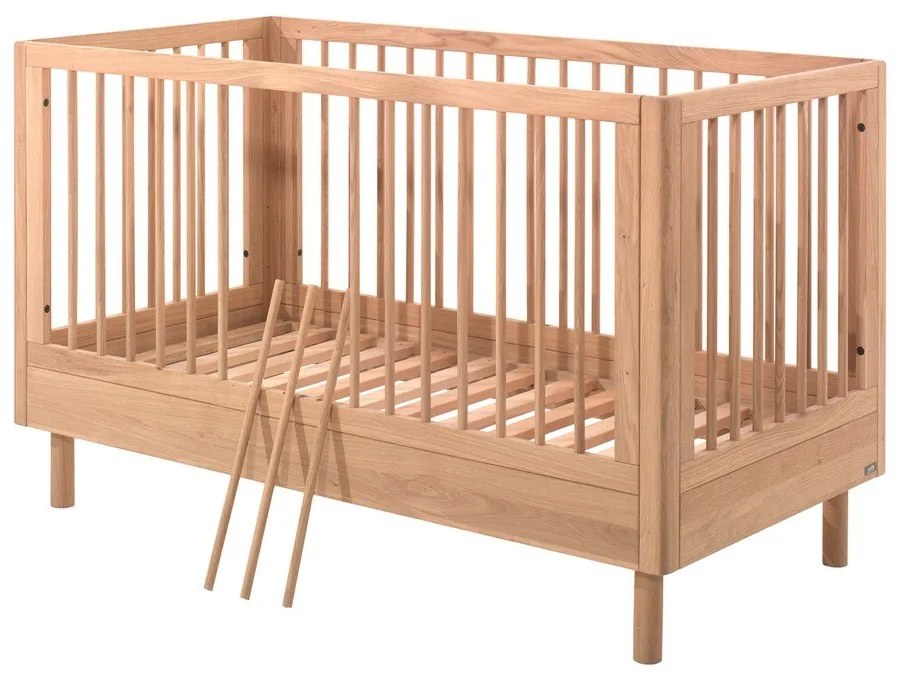 Детско креватче 70x140 cm от масивен дъб в естествен цвят Forrest – Vipack