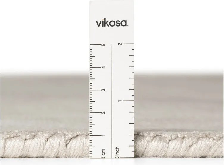 Сив ръчно изработен килим от вискоза 200x300 cm Noemi – Vikosa