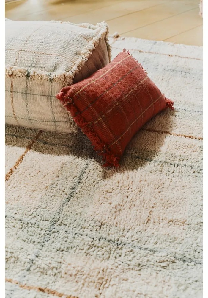 Памучна детска възглавница 40x25 cm Mapple Red – Lorena Canals