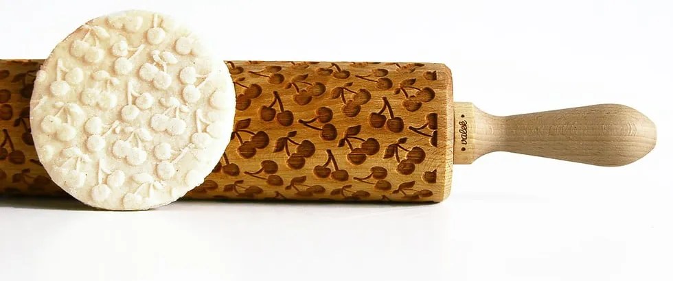 Дървен релефен валяк за тесто Cherries - Valek