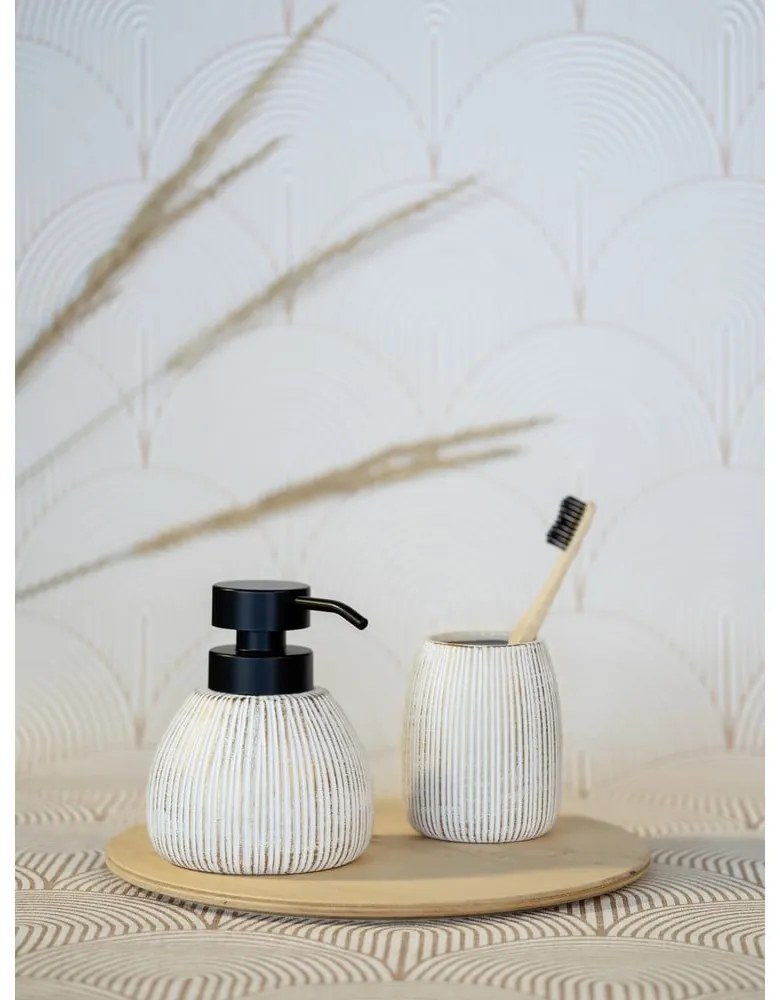 Бял керамичен диспенсер за сапун 500 ml Pascoli – Wenko