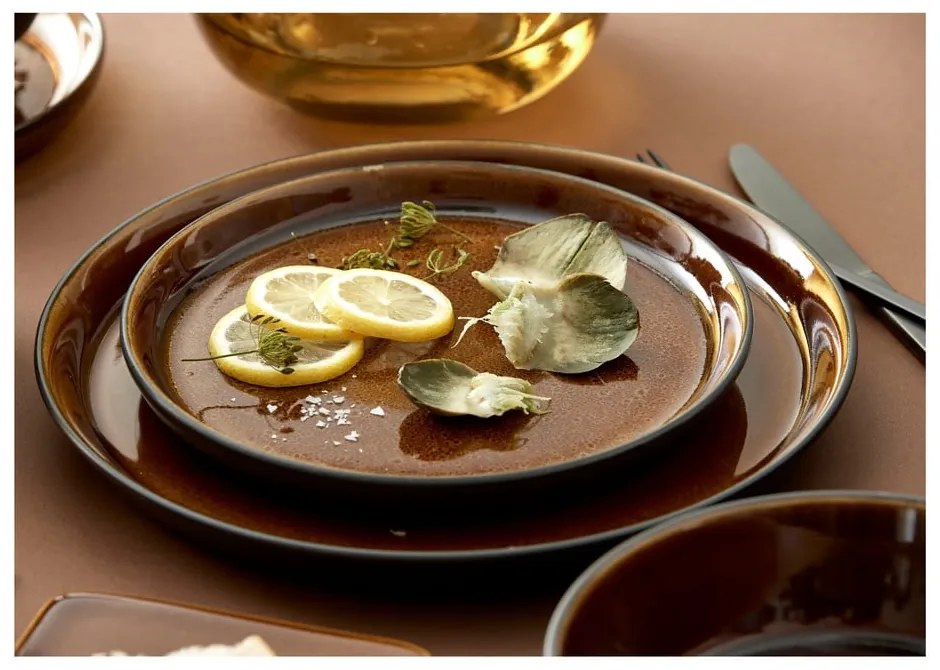 Черна/в кехлибарен цвят глинена чиния ø 27 cm Gastro Black/Amber – Bitz