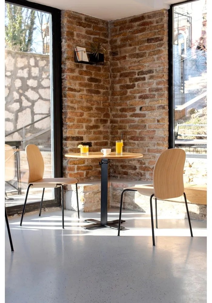 Кафяви трапезни столове в комплект за подреждане 2 бр. от декор от орех Book – Gazzda