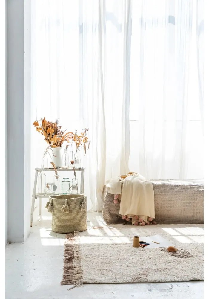 Кремав ръчно изработен памучен детски килим подходящ за пране 140x200 cm Pine Forest – Lorena Canals