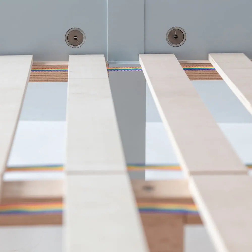 Светлосиво двойно легло от букова дървесина с решетка 160x200 cm Dabi - Ragaba