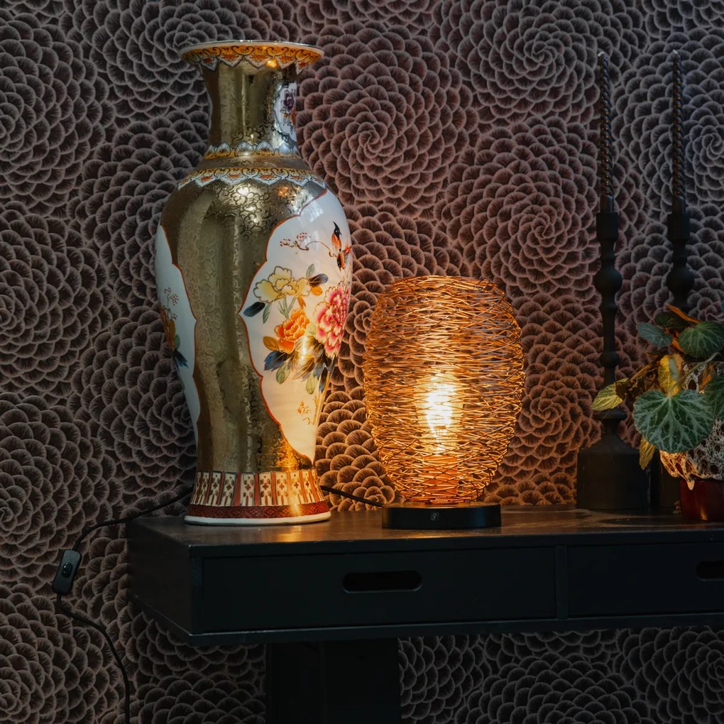 Дизайнерска настолна лампа мед с черно 30 см - Sarella