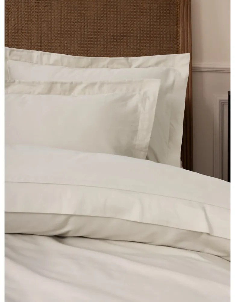 Бежово двойно удължено спално бельо от памучен сатен 240x220 cm Elegant – Mijolnir