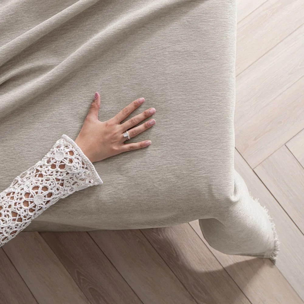 Бежово покривало за легло от шенил 220x240 cm Talo – Filumi