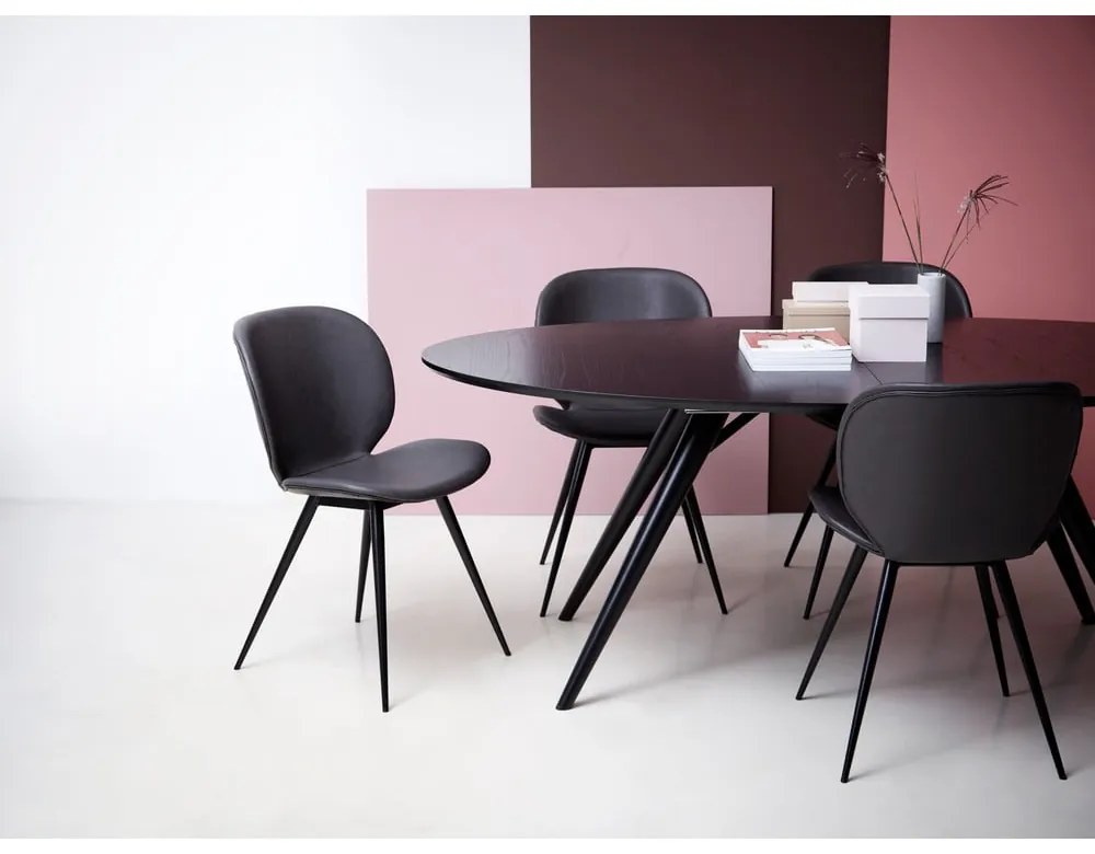 Черен кожен стол Cloud - DAN-FORM Denmark