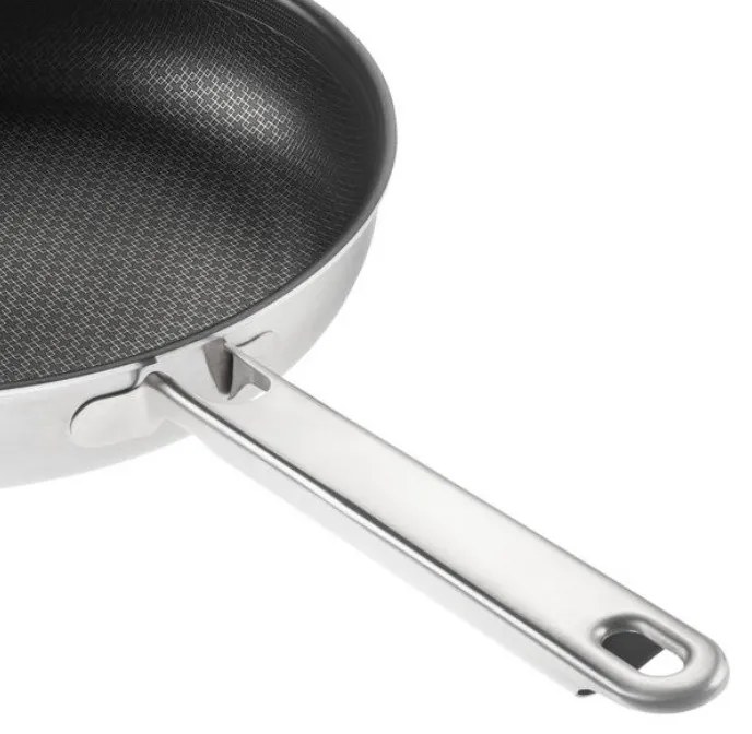 Дълбок тиган Zwilling Joy Plus 1029411, 20 см, Незалепващо Permaresist Ultra покритие, Неръждаема стомана 18/10, Фурна и Индукция, Сребрист