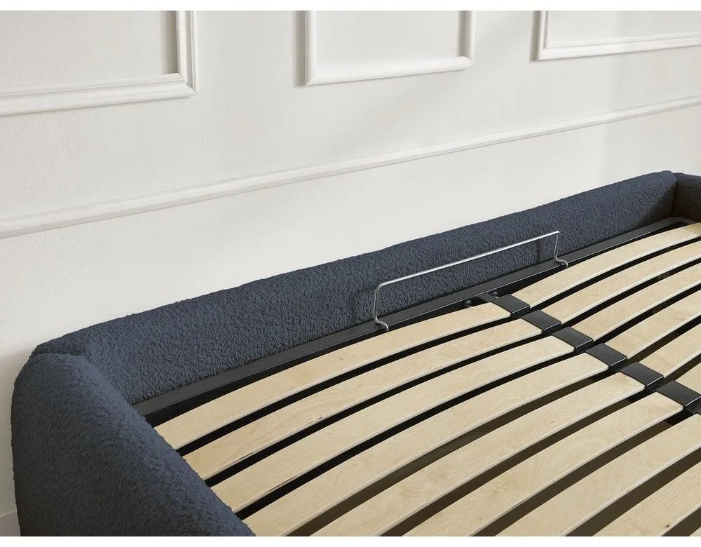 Тъмносиньо тапицирано двойно легло без табла с място за съхранение и включена подматрачна рамка 160x200 cm Inera – Bobochic Paris