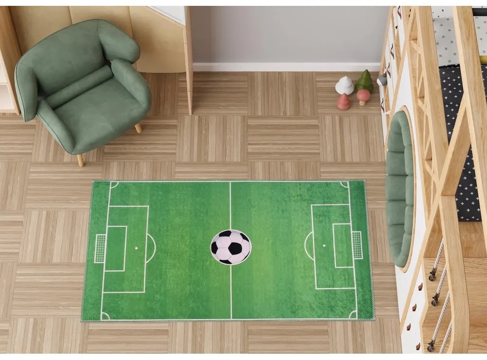 Зелено детско килимче за игра подходящо за пране 160x230 cm Soccer Time – Vitaus