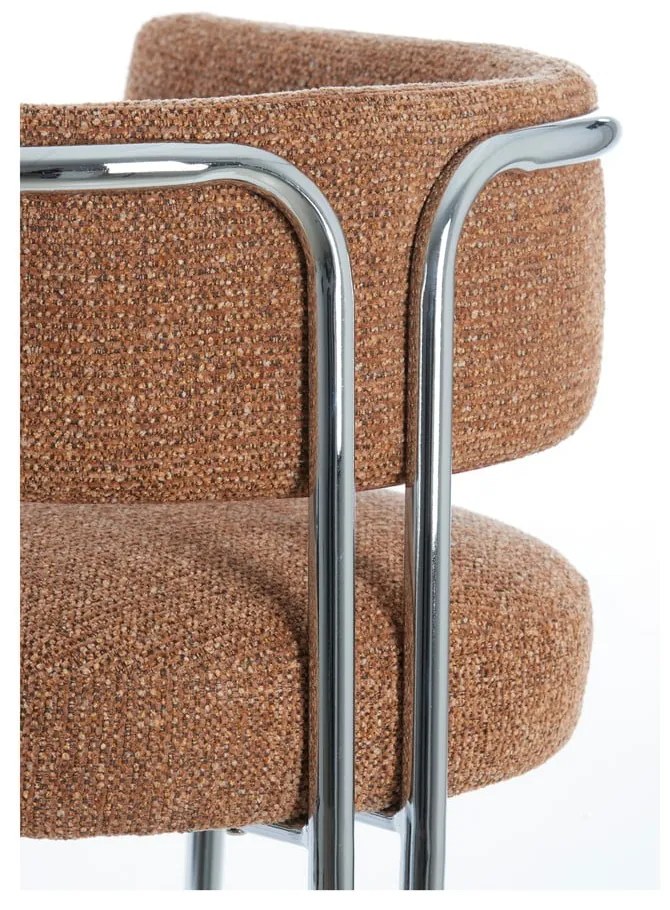 Светлокафяв тапициран трапезен стол с подлакътници Adante – Light & Living