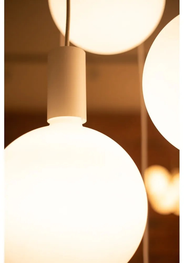 Топла LED крушка с възможност за димиране E27, 8 W Sphere - tala