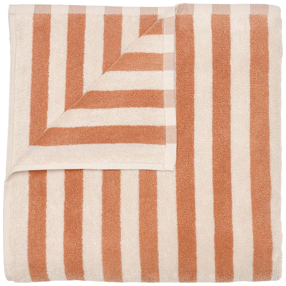 Оранжева/бежова хавлиена кърпа от органичен памук 70x140 cm Arto – Blomus