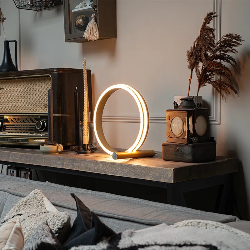 Дизайнерска настолна лампа месинг с LED 3-степенна димируема - Navara