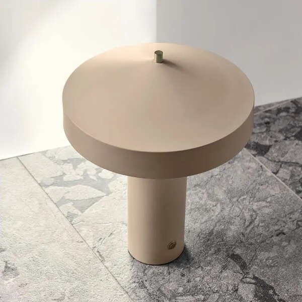 Кафяво-сива метална настолна лампа (височина 41 cm) Hatto – OYOY Living Design