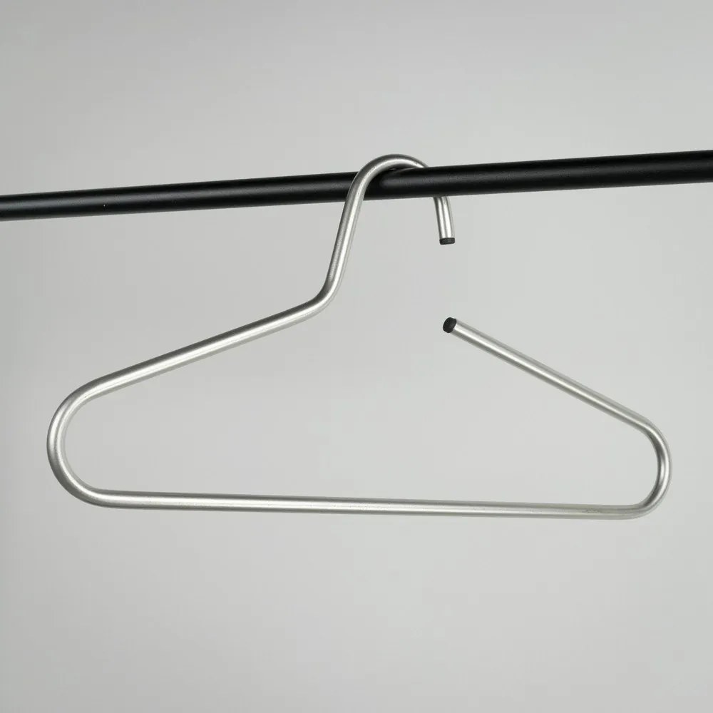 Метални закачалки в комплект 5 бр. Victorie – Spinder Design