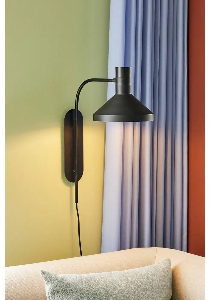 Кафява стенна лампа Studio – Hübsch