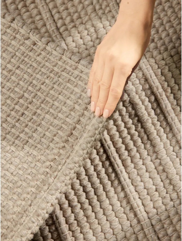 Бежова ръчно изработена вълнена пътека 80x250 cm Camden Parker – Ted Baker