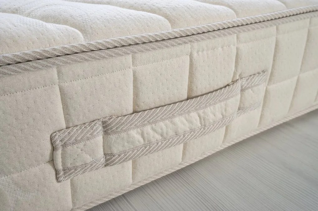 Матрак Натура твърдост М от Латекс Екон 20 см