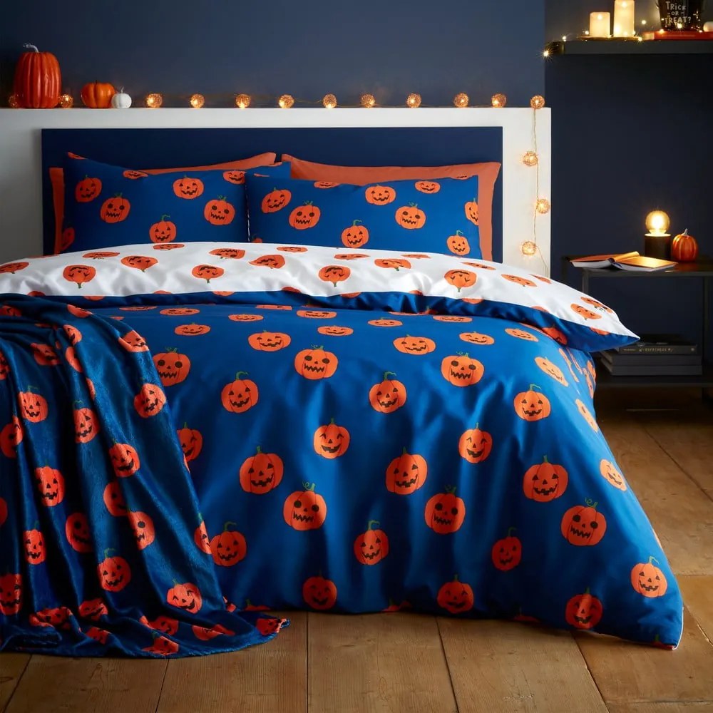 Синьо -оранжево одеяло с хелоуински мотив от микроплюш 130x170 cm Halloween Pumpkins – Catherine Lansfield