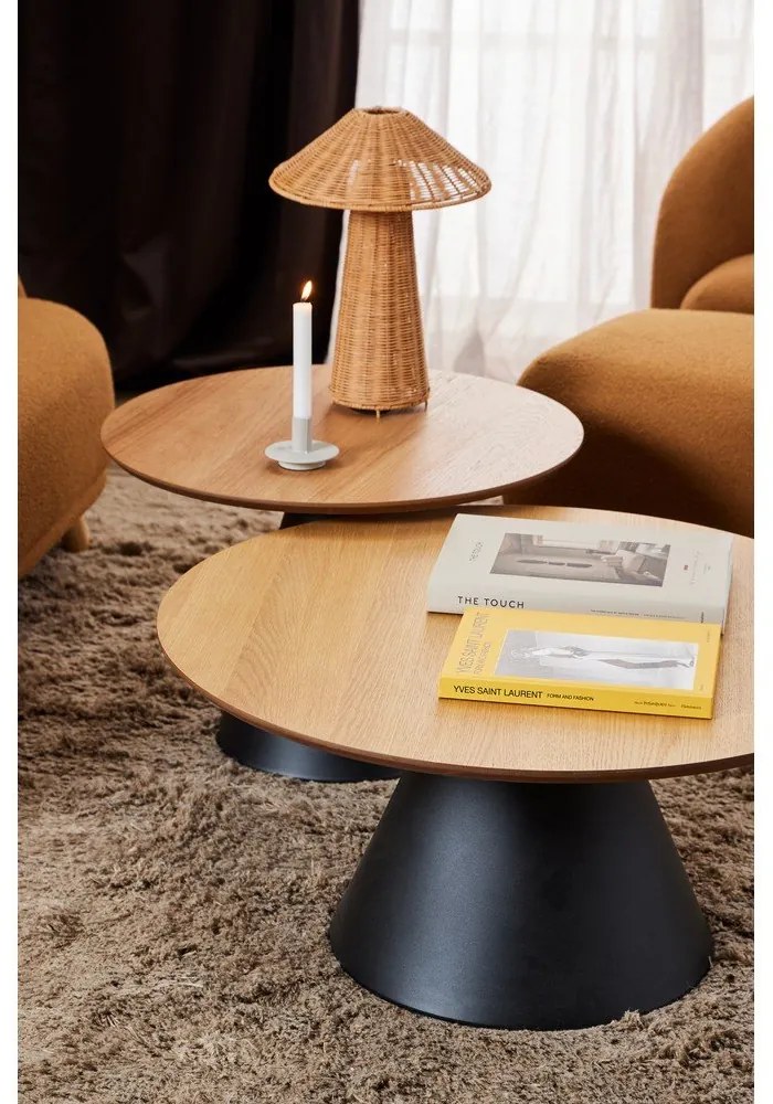 Кръгла масичка за кафе в черен и естествен цвят с дъбов плот ø 85 cm Soli – Actona