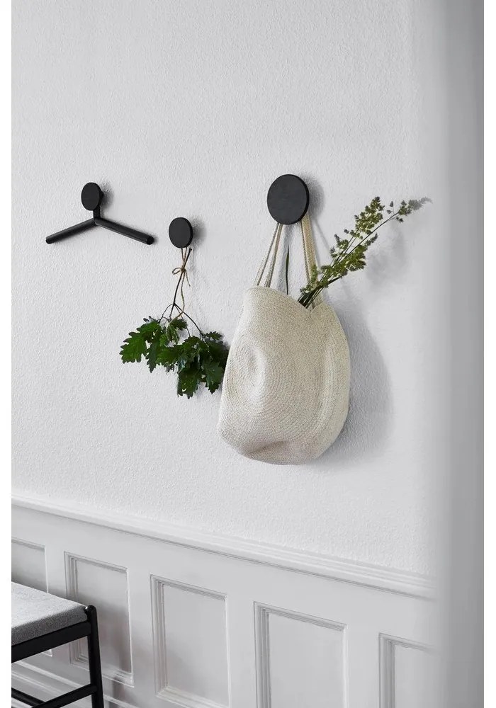 Черна стенна кука от дъбово дърво Milford – Rowico