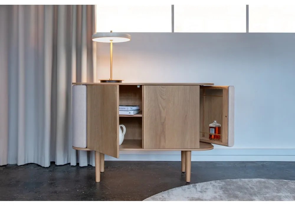 Нисък скрин в черно-кафяво от дъб 109x75 cm Treasures - UMAGE