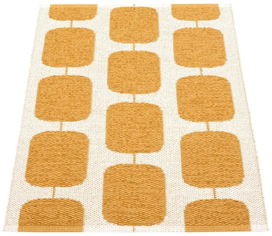 Килим за открито и закрито в цвят жълта охра и крем 70x100 cm Sten Ochre – Pappelina