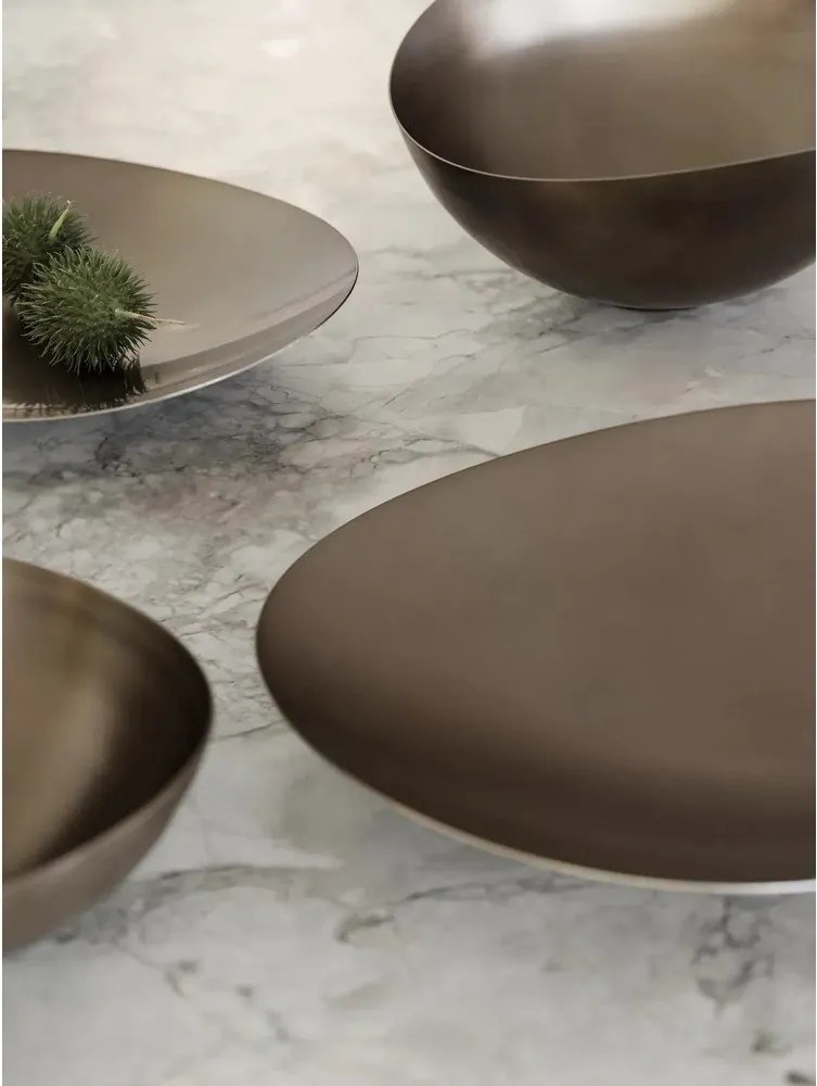 Декоративен поднос от неръждаема стомана 35x42 cm Ondea – Blomus