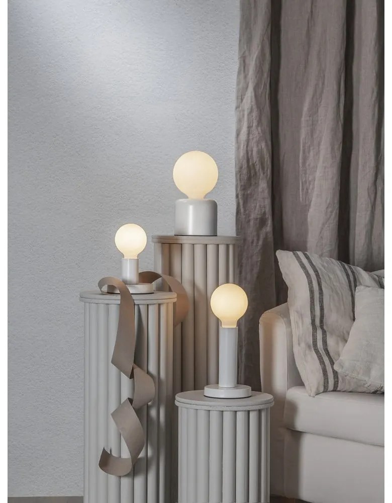 Топла LED крушка с възможност за димиране E27, 5 W - Star Trading