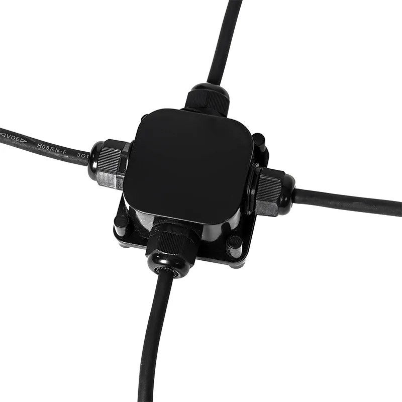 Комплект от 3 градински шипове черни с кабел и щепсел IP65 - Done