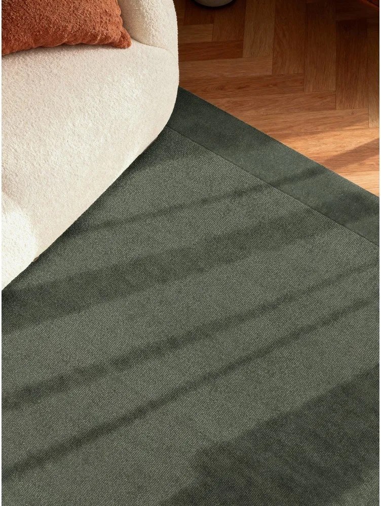 Тъмнозелен ръчно изработен килим със смес от вълна 200x300 cm Kari – Villeroy&amp;Boch
