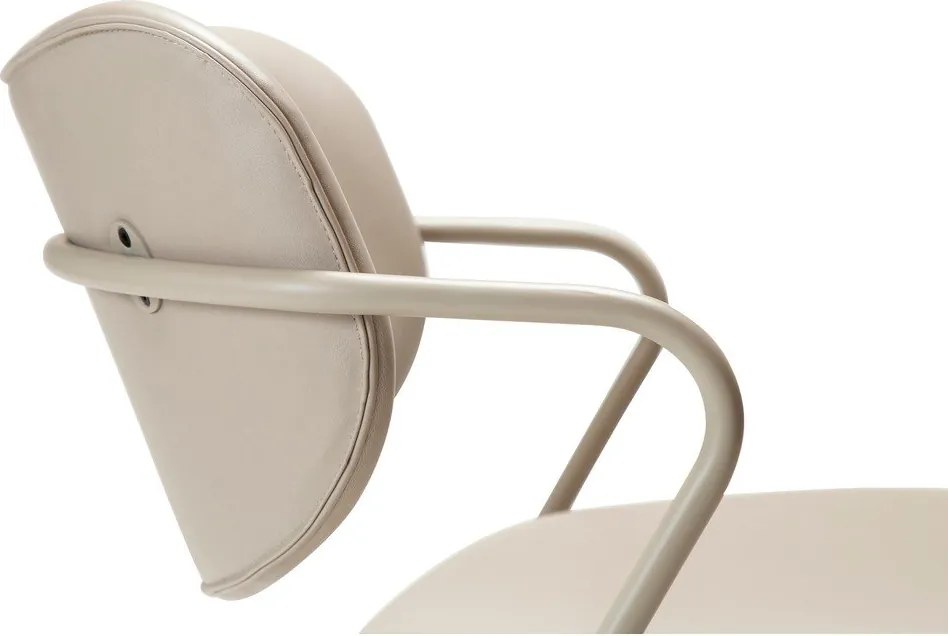 Бежов фотьойл от изкуствена кожа Zed - DAN-FORM Denmark