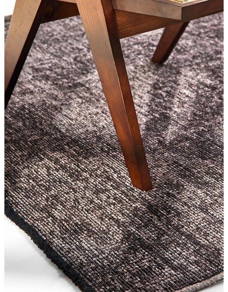 Кафяв килим 120x170 cm Prisma – Elle Decoration