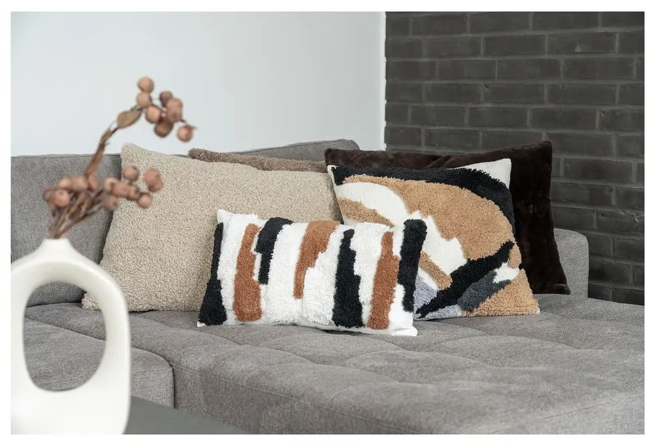 Декоративна възглавница от букле 45x60 cm Tavira – House Nordic