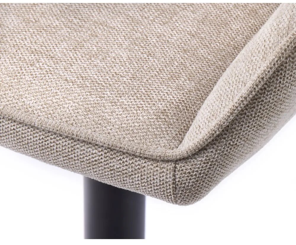 Бежов тапициран трапезен стол с подлакътници Nolan – Unique Furniture