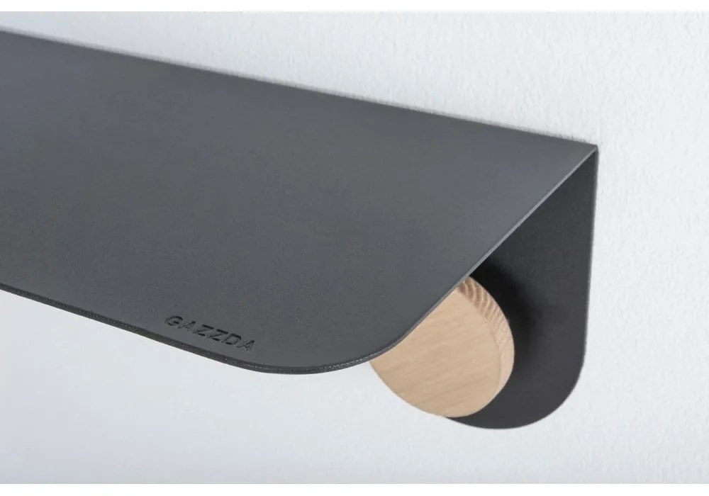 Стенен рафт от черна стомана с детайли от дъбово дърво с 2 куки , дължина 60 см Hook - Gazzda