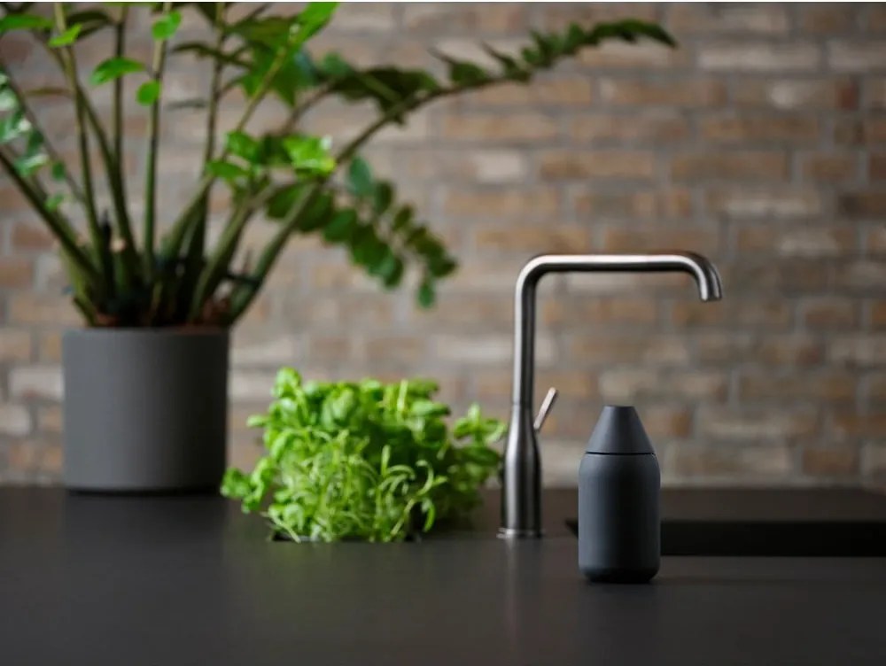 Черен силиконов диспенсер за сапун 300 ml Singles – Zone