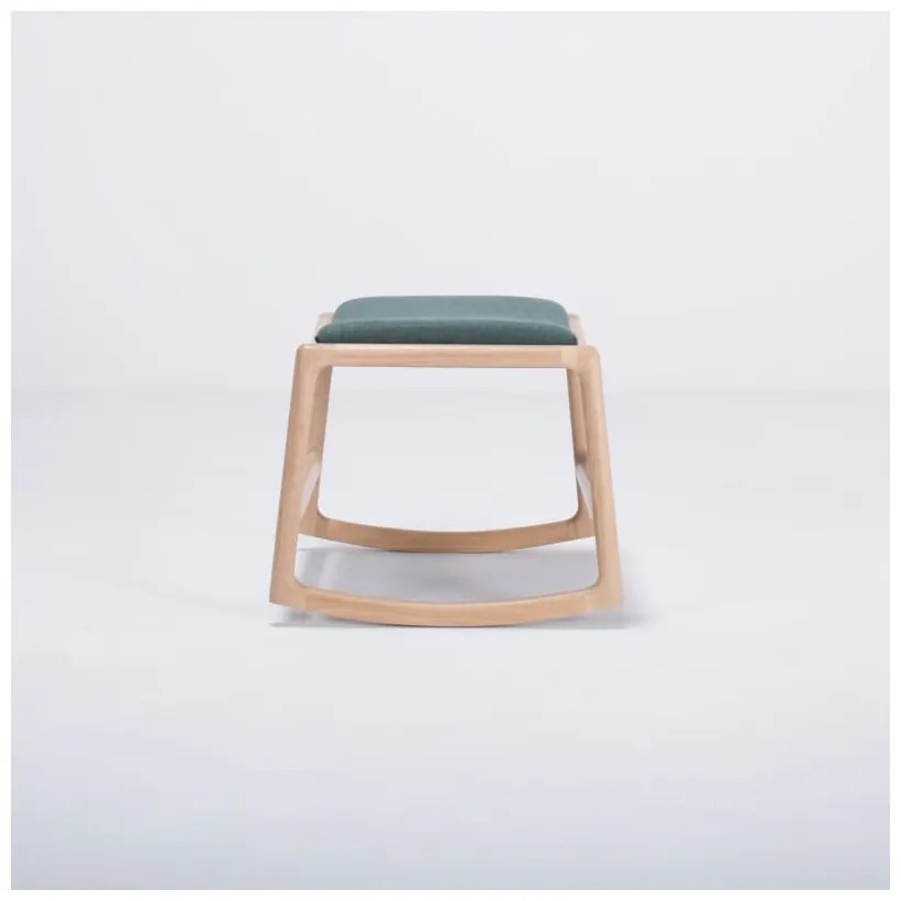 Отоман с конструкция от дъбово дърво и седалка от зелен текстил Dedo - Gazzda