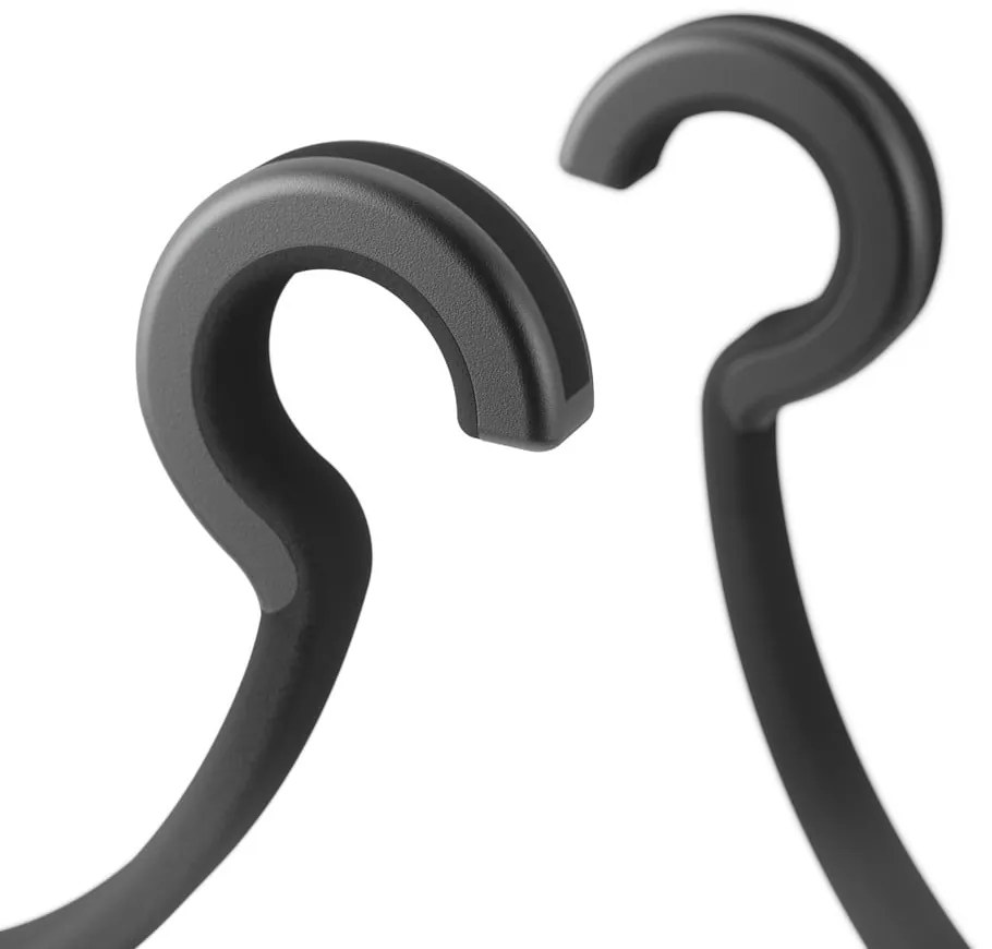 Черен висящ пластмасов рафт за баня Flex - Umbra