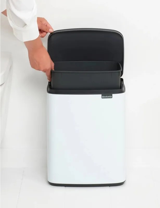 Кош за боклук Brabantia Bo Small 1006633, 12 л, Безшумно и плавно отваряне, Противоплъзгаща основа, Бял