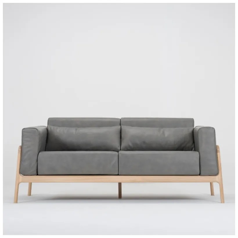 Тъмно сив диван от биволска кожа с масивна дъбова конструкция , 180 см Fawn - Gazzda