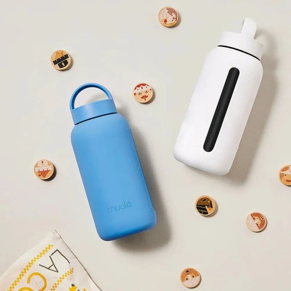 Бяла бутилка за пътуване 720 ml Nimbus Cloud – Muuki