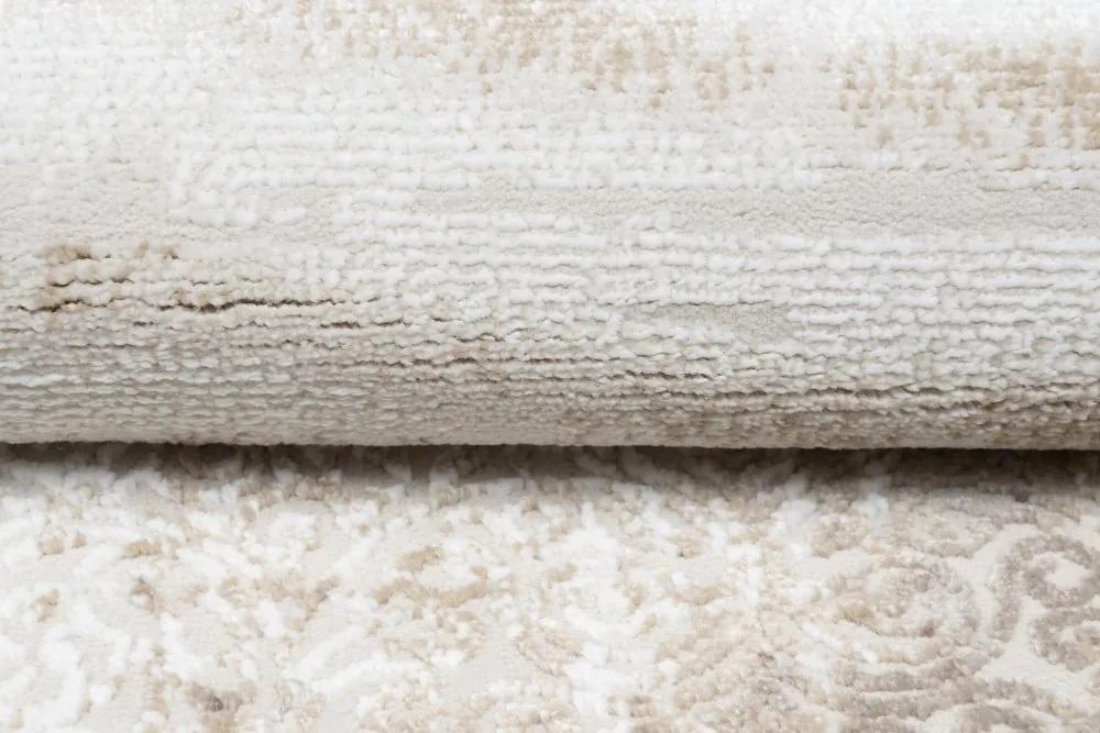 Изящен кремав килим с орнаменти Ширина: 80 см | Дължина: 150 см