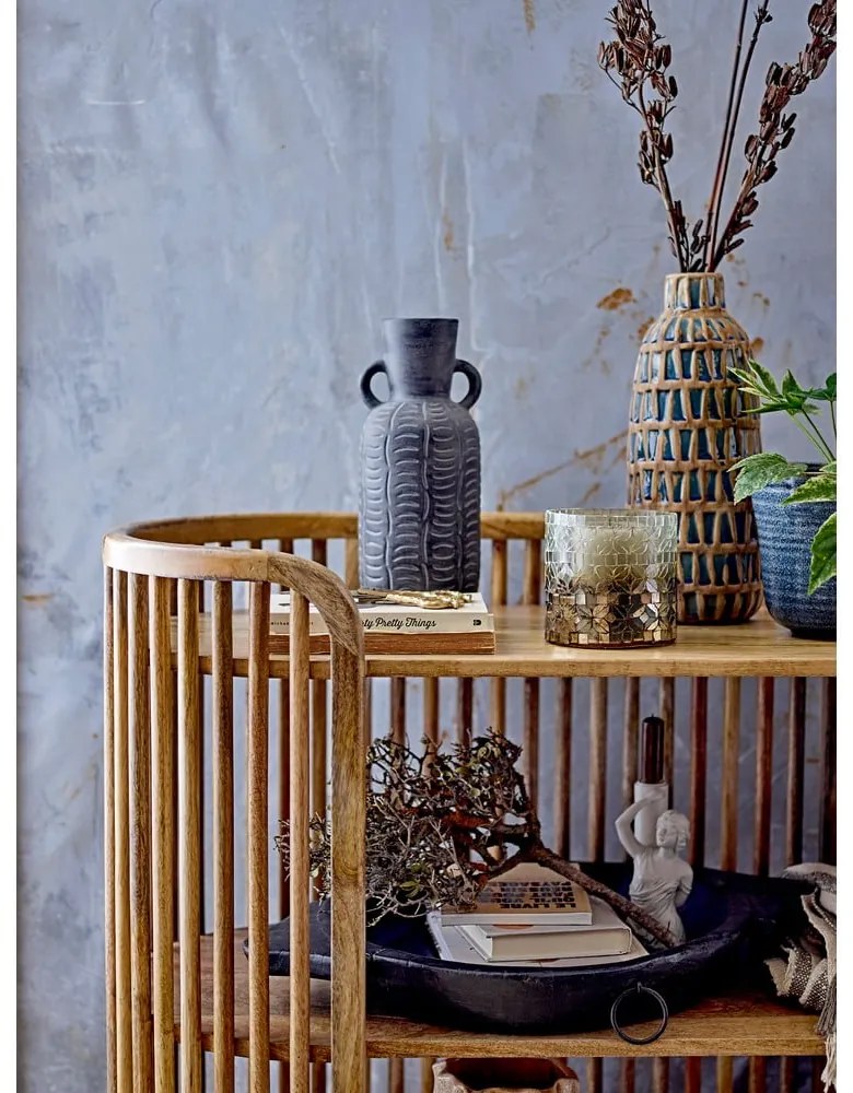 Свещник от полирезин Medea - Bloomingville